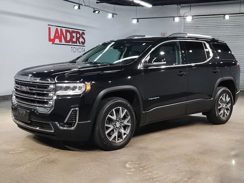 Used 2023 GMC Acadia SLT image 3