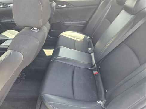 Used 2021 Honda Civic Sport image 28