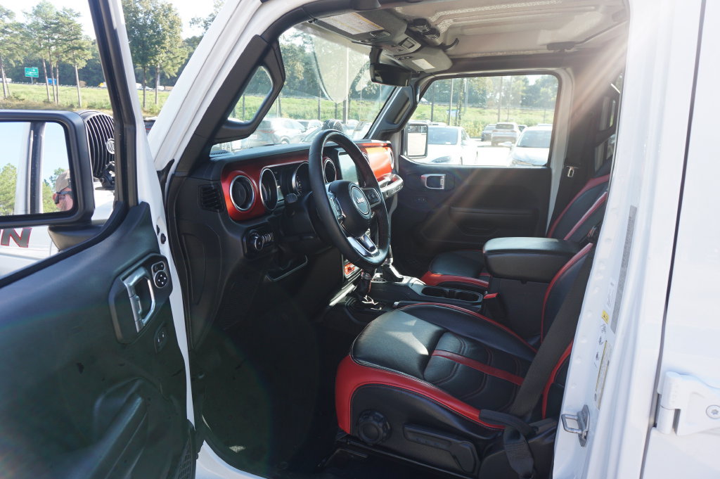 Used 2019 Jeep Wrangler Unlimited Rubicon AWD/4WD image 2