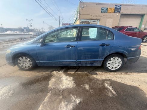 Used 2009 Honda Civic DX-VP image 2