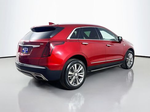 Used 2022 Cadillac XT5 Premium Luxury w/ Technology Package AWD/4WD image 8