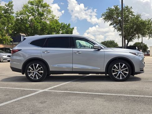 Certified 2026 Acura MDX FWD w/ Technology Package image 3