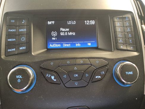 Used 2018 Ford Edge SEL w/ Ford Safe & Smart Package FWD image 25