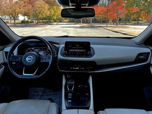 Used 2021 Nissan Rogue SL image 29