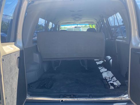 Used 2007 Ford E-350 and Econoline 350 XL RWD image 19