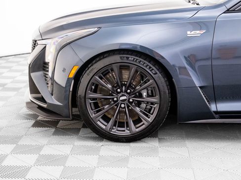 Used 2025 Cadillac CT5 V Blackwing w/ Carbon Fiber 1 Package image 32