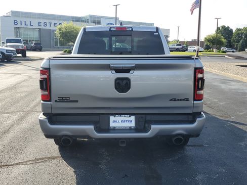 Used 2022 RAM 1500 Laramie AWD/4WD image 3