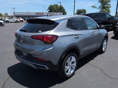 Used 2025 Buick Encore GX Preferred AWD/4WD image 7