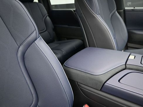 New 2026 INFINITI QX80 SPORT w/ Sport Exterior Package image 28