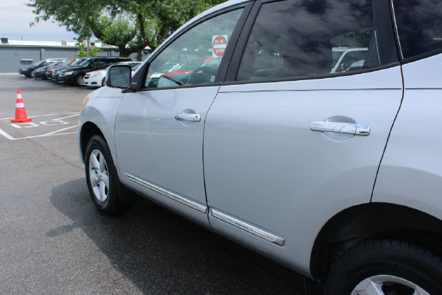 Used 2013 Nissan Rogue S w/ Special Edition Pkg FWD image 43