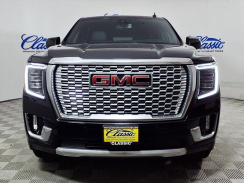 Used 2021 GMC Yukon Denali image 3