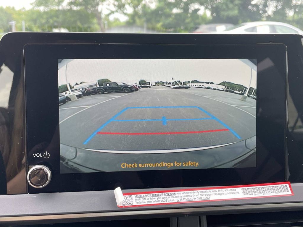New 2026 Toyota Prius Plug-In Hybrid FWD image 36