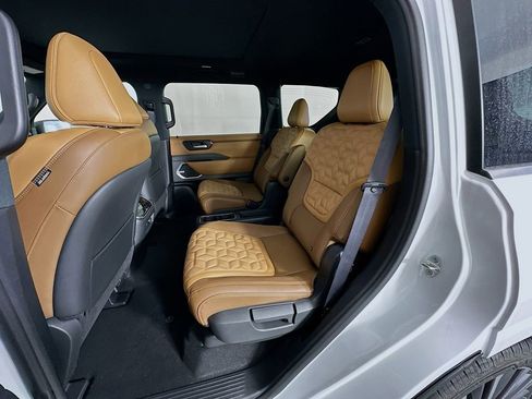 New 2026 Nissan Armada Platinum Reserve image 33