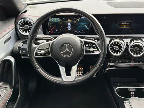 Used 2022 Mercedes-Benz CLA 250 4MATIC image 13