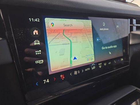 Used 2025 Lincoln Navigator L Reserve image 21