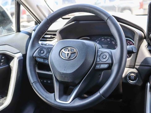 Used 2023 Toyota RAV4 XLE Premium FWD image 16