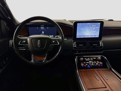 Used 2020 Lincoln Navigator L Reserve AWD/4WD image 24