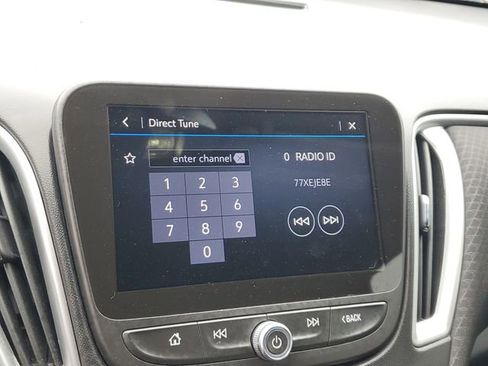 Used 2024 Chevrolet Malibu LT FWD image 19