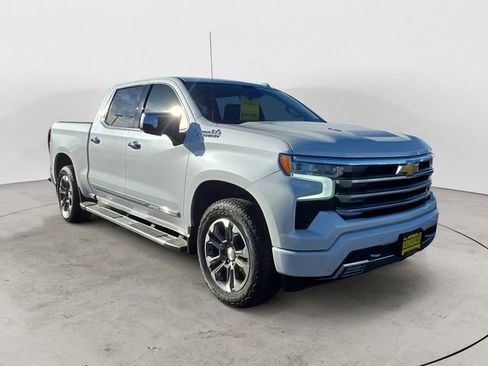 Used 2024 Chevrolet Silverado 1500 High Country w/ Technology Package image 7