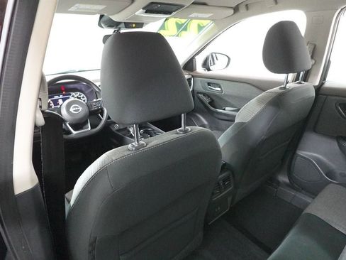 Used 2022 Nissan Rogue SV image 24