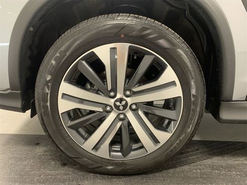 Used 2020 Mitsubishi Outlander Sport ES image 8