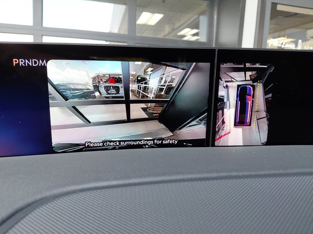 New 2026 Lincoln Navigator Premiere AWD/4WD image 36