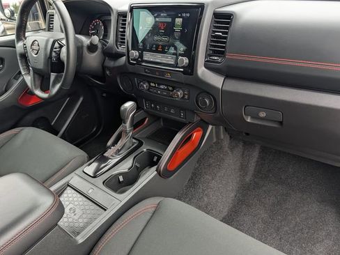 Used 2024 Nissan Frontier Pro-X w/ Pro Convenience Package RWD image 32