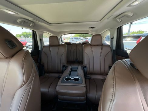 Used 2026 Acura MDX SH-AWD w/ Technology Package image 5