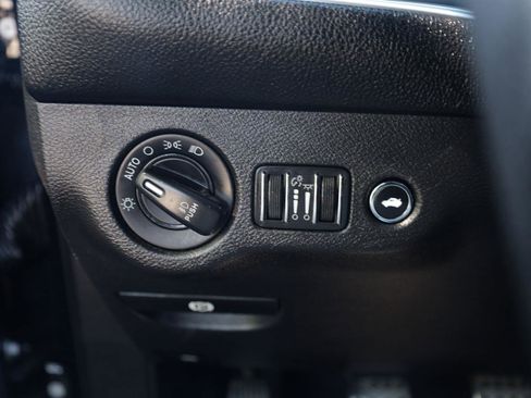 Used 2019 Dodge Challenger R/T Scat Pack RWD image 26