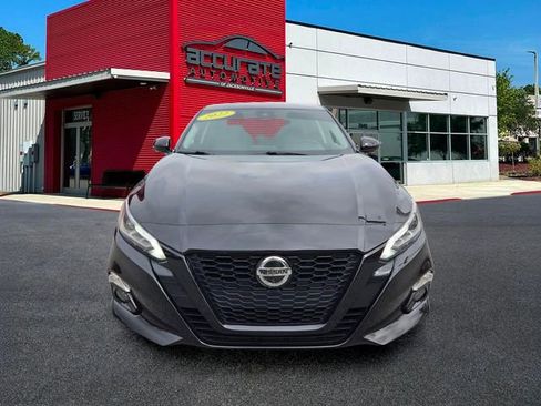 Used 2022 Nissan Altima 2.5 SR w/ Midnight Edition Package FWD image 8