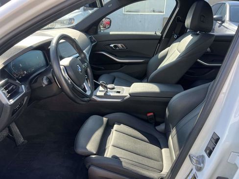 Used 2020 BMW 330i xDrive Sedan w/ Convenience Package image 14