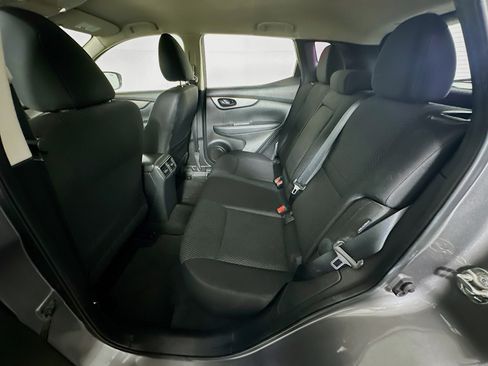 Used 2020 Nissan Rogue Sport S FWD image 28