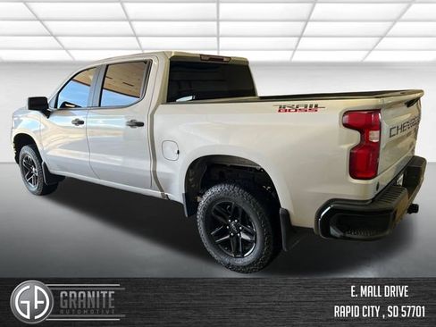 Used 2020 Chevrolet Silverado 1500 Custom Trail Boss w/ Custom Convenience Package AWD/4WD image 3