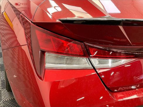 Certified 2025 Hyundai Elantra Sport image 23