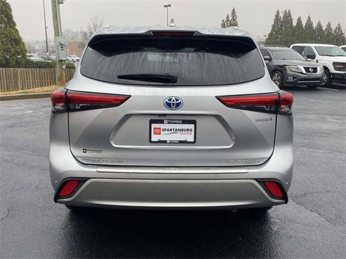 Used 2020 Toyota Highlander Platinum image 5