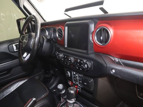 Used 2020 Jeep Gladiator Rubicon AWD/4WD image 42