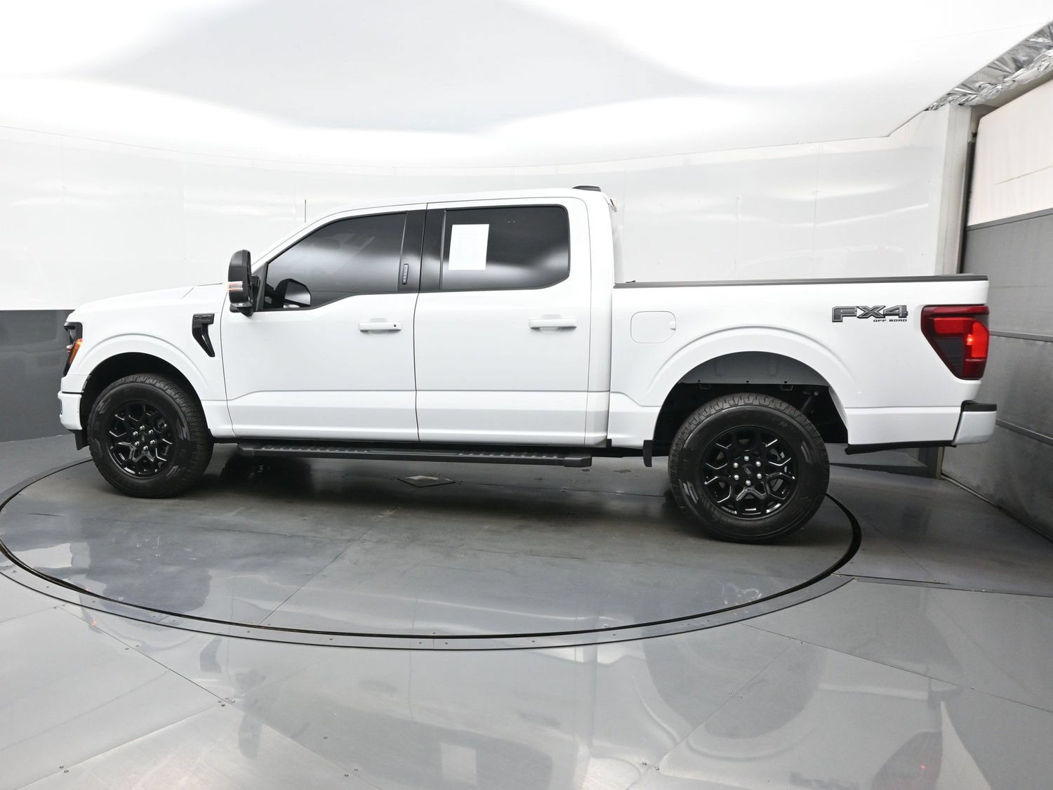 Used 2024 Ford F150 XLT w/ FX4 Off-Road Package AWD/4WD image 3