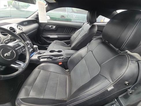 Used 2022 Ford Mustang GT Premium w/ Black Accent Package RWD image 27