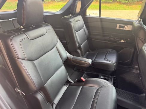 Used 2021 Ford Explorer ST w/ Equipment Group 401A AWD/4WD image 29