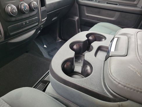 Used 2018 RAM 1500 Express image 29