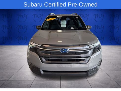 Certified 2025 Subaru Forester Premium AWD/4WD image 3