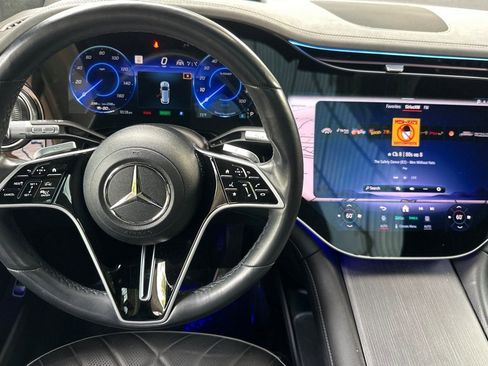 Certified 2023 Mercedes-Benz EQS 580 4MATIC SUV image 29