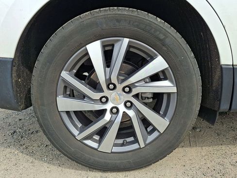 Used 2022 Chevrolet Equinox Premier image 30