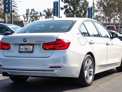 Used 2018 BMW 330e image 9