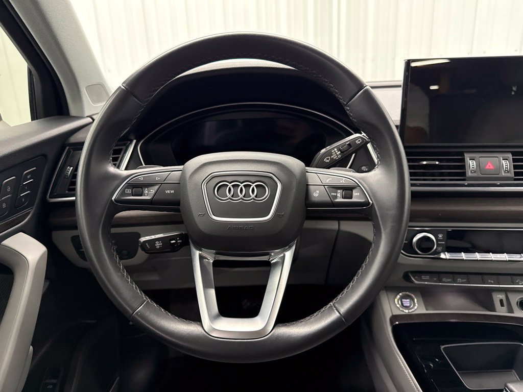 Used 2023 Audi Q5 2.0T Premium Plus w/ Premium Plus Package AWD/4WD image 15