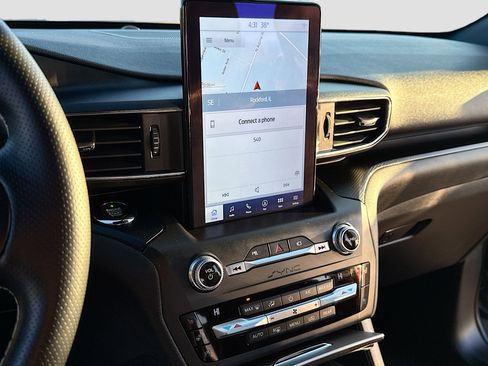 Used 2020 Ford Explorer ST w/ Premium Technology Package image 10