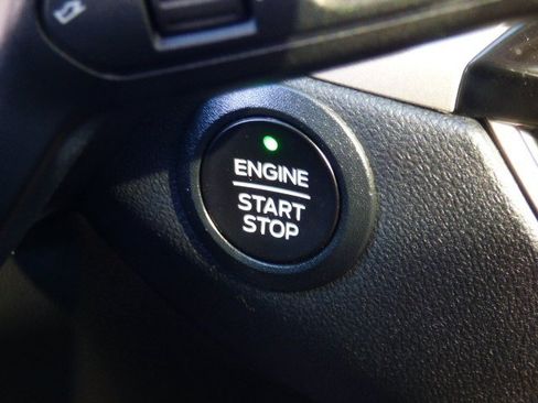 Used 2022 Ford Escape SEL w/ Technology Package image 21