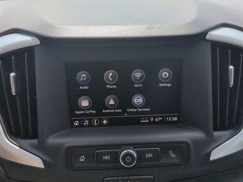 Used 2023 GMC Terrain SLE w/ Driver Convenience Package image 15