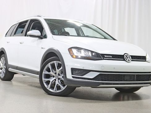 Used 2017 Volkswagen Golf Alltrack SEL AWD/4WD image 7