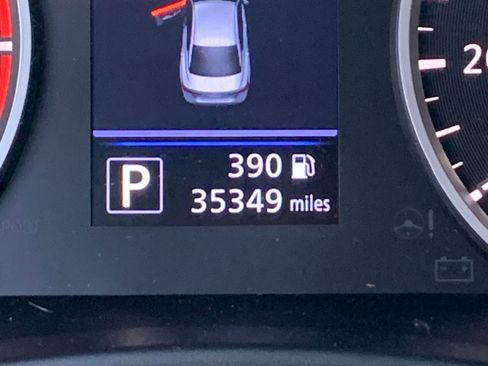 Used 2025 Nissan Sentra S image 9